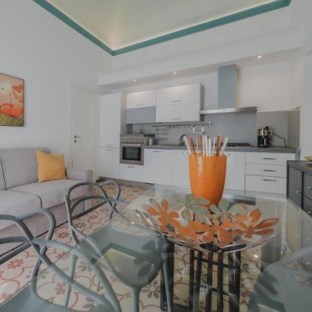 Villa Di Giorgi Apartments Center Чефалу Экстерьер фото