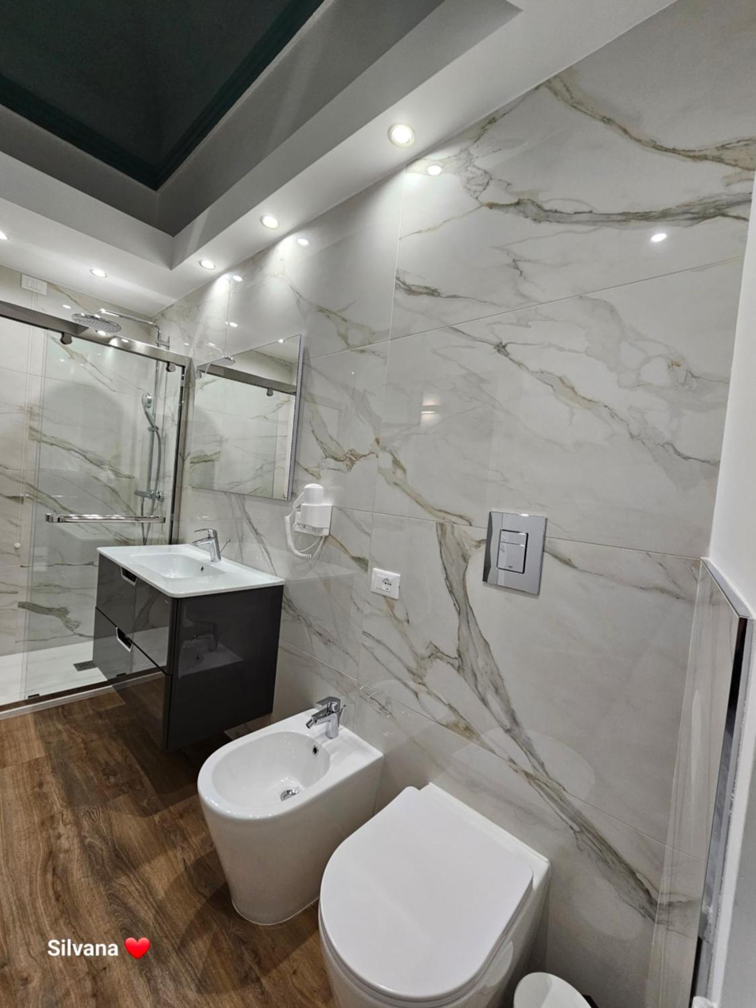 Villa Di Giorgi Apartments Center Чефалу Экстерьер фото